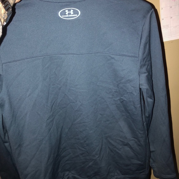 Big Boys Under Armour Sweater Bundle - Picture 3 of 4